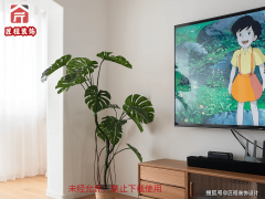 <b>通过将飘窗为书桌+储物</b>